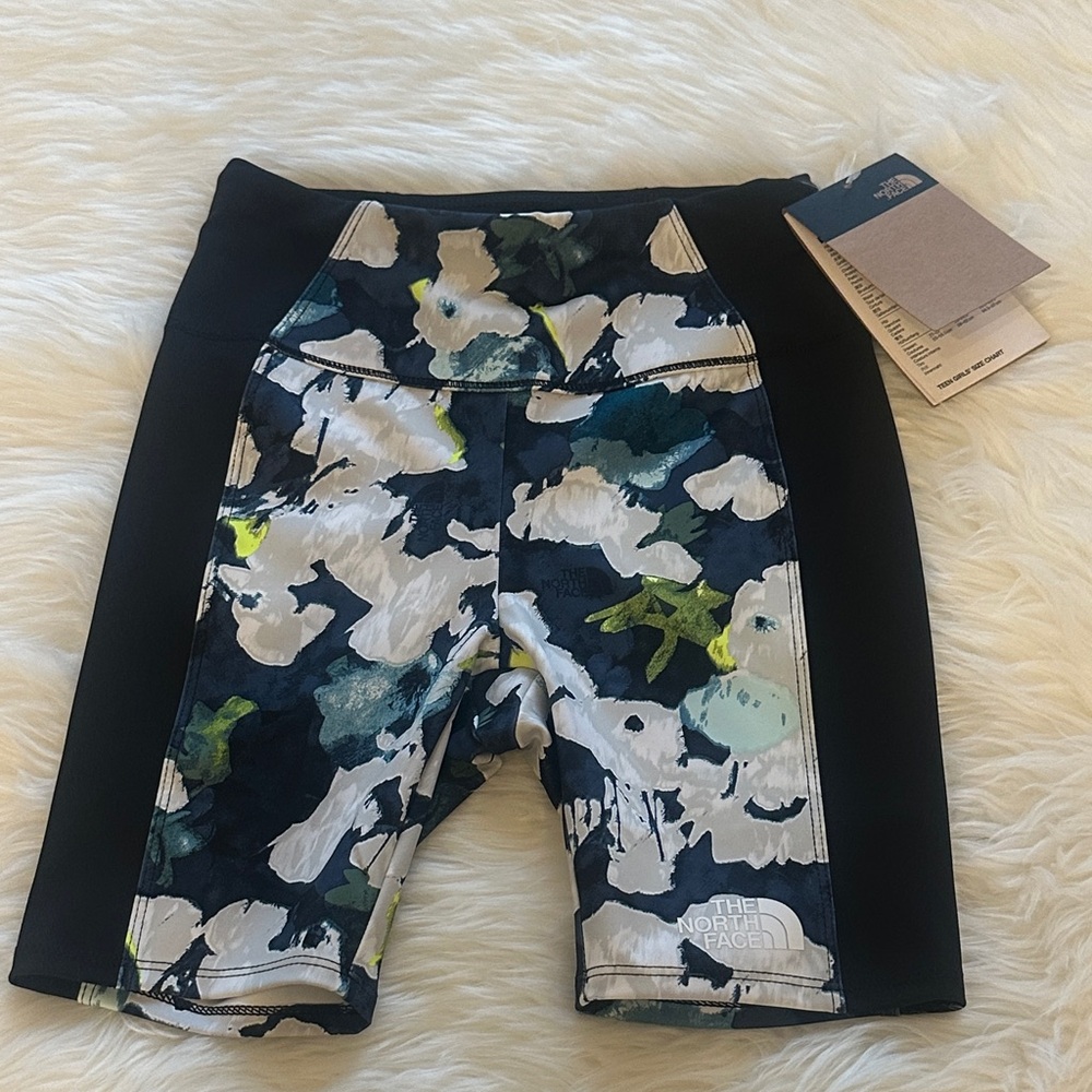 The North Face Girl’s Never Stop Bike Short Size M(10) NWT